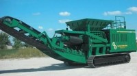 Crawler-mounted, low-speed shredder introduced