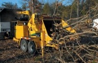 21-inch brush chipper offers three engine options