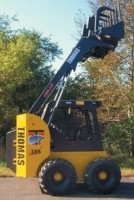 High-lift skid steer