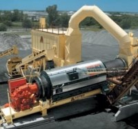 Dryer and asphalt mixer