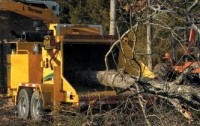 Powerful brush chipper