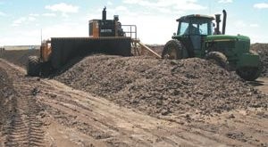 Drum versus elevating-face compost turners Drum versus elevating-face compost turners