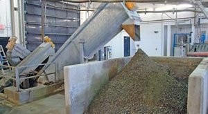 Indoor washout and  recycling facility sets  concrete company apart