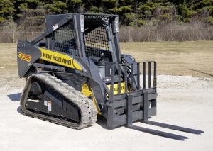 New Holland adds new pallet forks for skid steers and compact track loaders