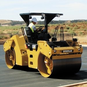 Three asphalt compactors from Caterpillar