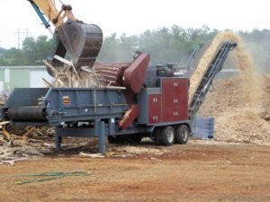 Dynamic 5240 horizontal grinder