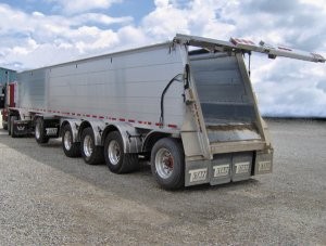 Live floor trailers add capacity for hauling aggregates