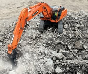 Doosan DXB170H breaker designed for popular 18- to 28-metric-ton excavators Doosan DXB170H breaker designed for popular 18- to 28-metric-ton excavators