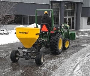 Ground-drive spreaders