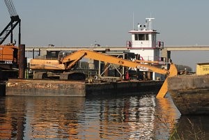 3D GPS system shows excavation work underwater