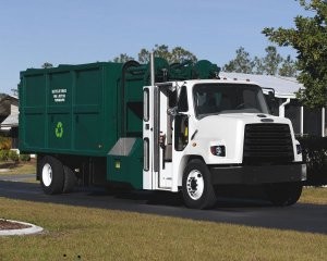 Lightweight, durable Freightliner 108SD Lightweight, durable Freightliner 108SD