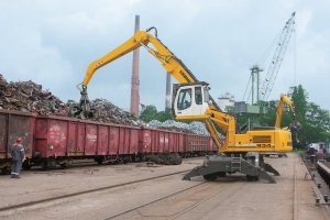 Liebherr A934 HD ERC and LH 60 M scrap handlers