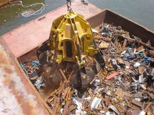 7.5-cubic-metre, 6-tine orange peel grapple