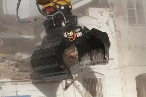 Cat Demolition & Sorting Grapples combine brute strength with precise control, application flexibility and long-term durability