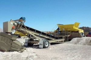 Drive-Over Truck Unloader delivers efficiency Drive-Over Truck Unloader delivers efficiency