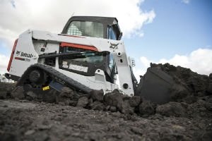 Bobcat launches new loaders with industry-leading features in most popular size class