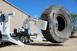 Stellar Industries Introduces Largest Truck-Mounted OTR Tire Manipulator
