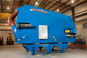 Ballistic separator for single-stream recycling