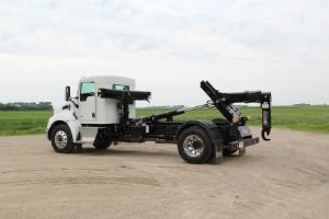 Stellar Slider20-S Sliding Jib Hooklift Offers Versatility