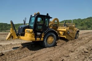 620 K Series Wheel Tractor-Scrapers Feature Design Refinements for Added Productivity and Operator Convenience