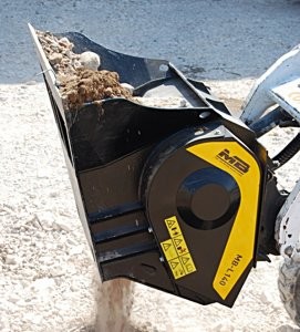 Compact crusher buckets