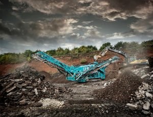 Powerscreen Launches The Warrior 2100 Screen