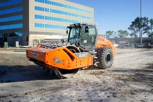 New Hamm Demolition Roller Makes Quick Work of PCC Pavements