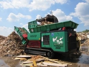 Primary shredder changes material capability with the push of a button