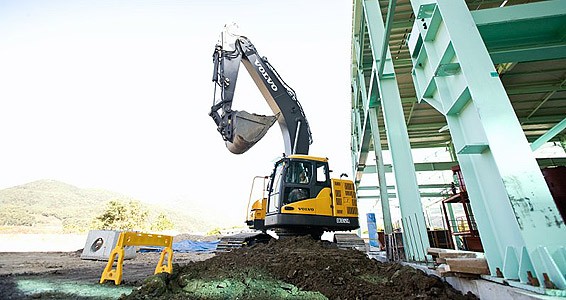 Volvo Construction Equipment - ECR305C Excavator Excavators Volvo Construction Equipment - ECR305C Excavator Excavators