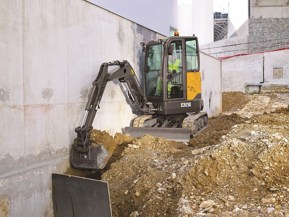 ECR25D Short Swing Radius Compact Excavator ECR25D Short Swing Radius Compact Excavator