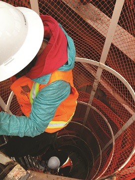 Contractors go deep on sewer construction project Contractors go deep on sewer construction project