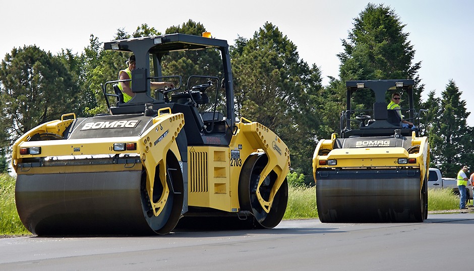 The BW190AD-4 AM Tandem Vibratory Roller 