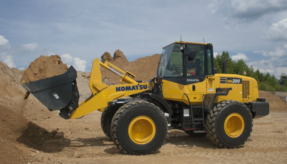 Komatsu's New WA200-7 Wheel Loader with T4i Engine