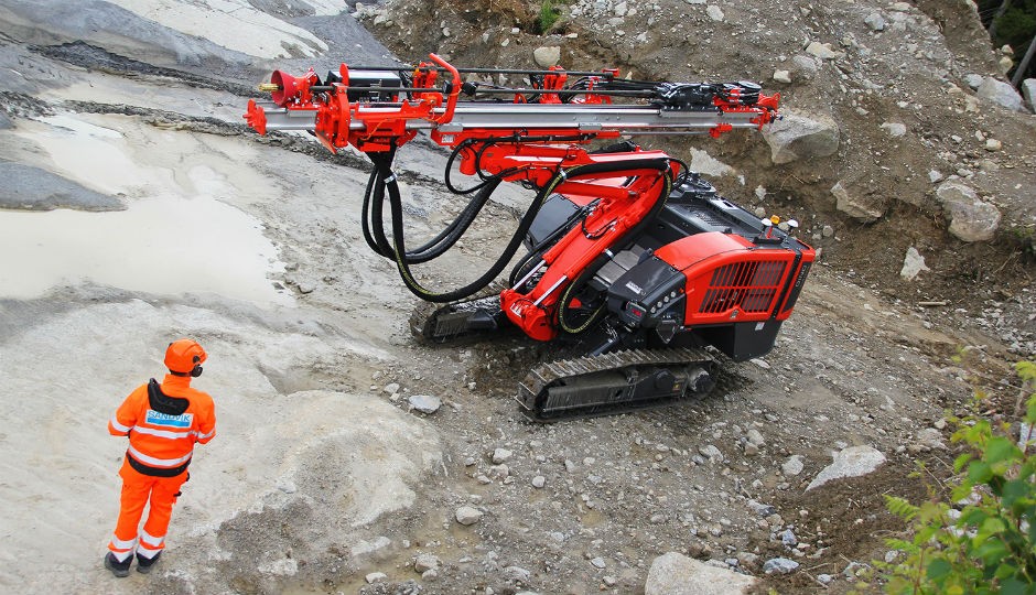 The Dino DC400Ri Combining the Best Features in One Surface Drill Rig