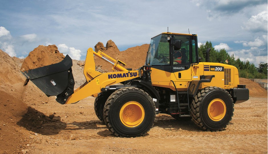 Smartloader Logic on Komatsu WA200-7 Wheel Loader Provides Optimum Torque for the Job Required