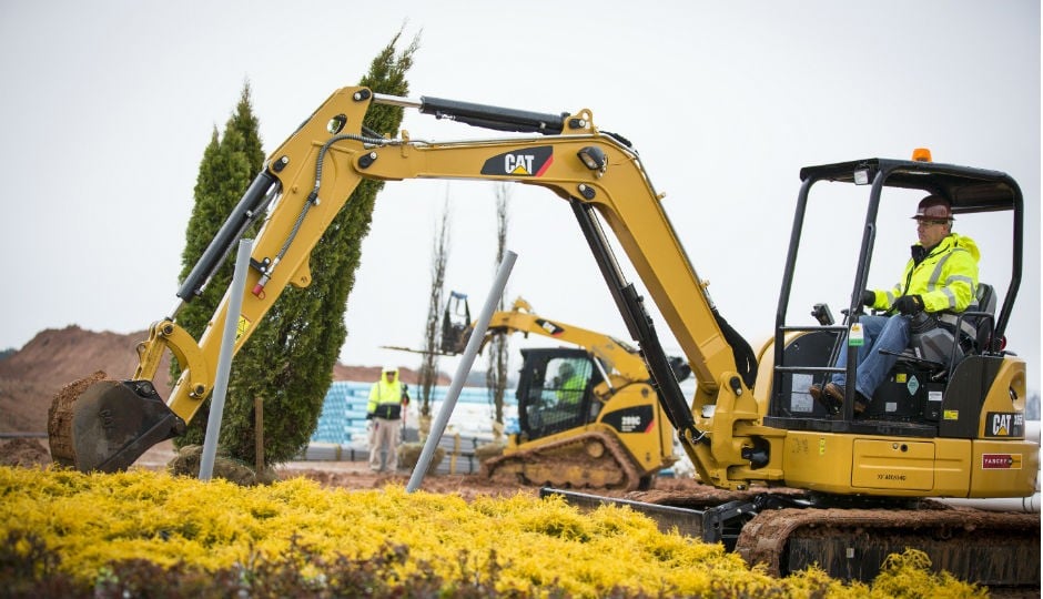 Cat Launches 303E CR Mini Hydraulic Excavator