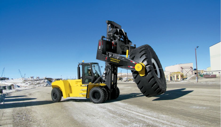 New Versatile Hyster Tire Handlers Help Maximize Uptime 
