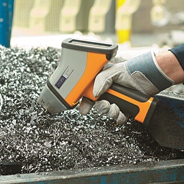 Handheld XRF Analyzer for Scrap Metal Analysis