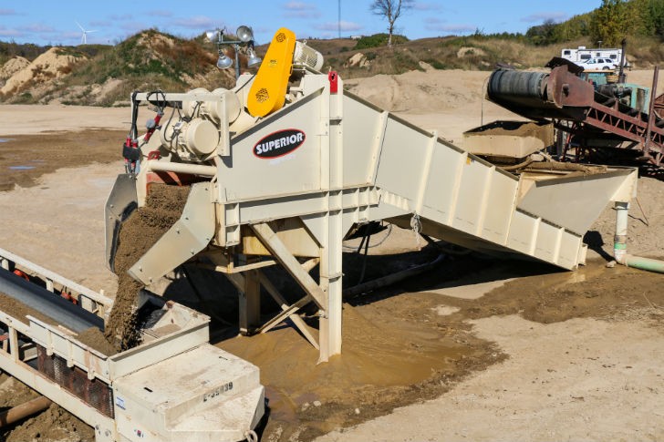 Superior’s Aggre-Dry Dewatering Washer Saves Valuable Material From Waste Pond