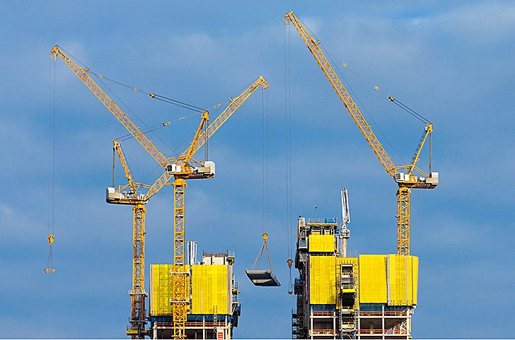 Liebherr Canada - 542 HC-L Tower Cranes