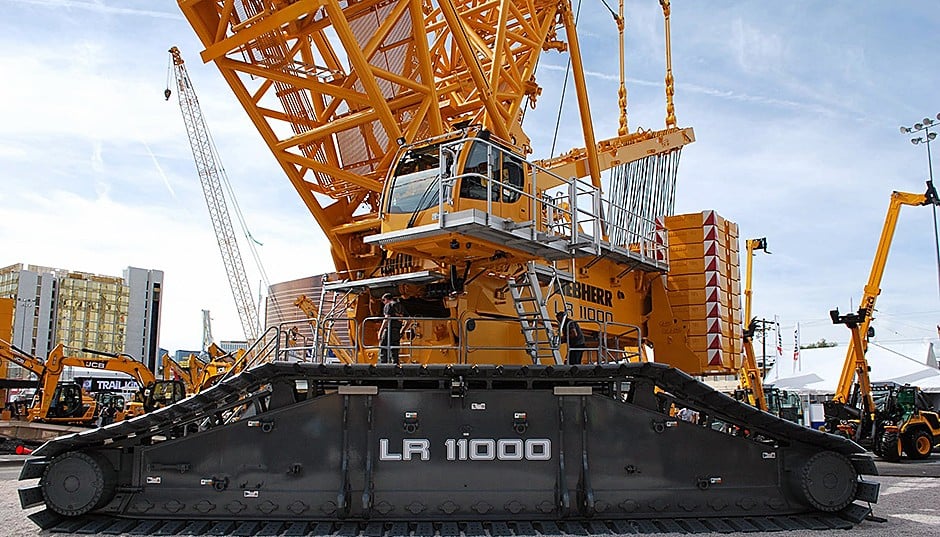 Liebherr Canada - LR 11000 Crawler Cranes