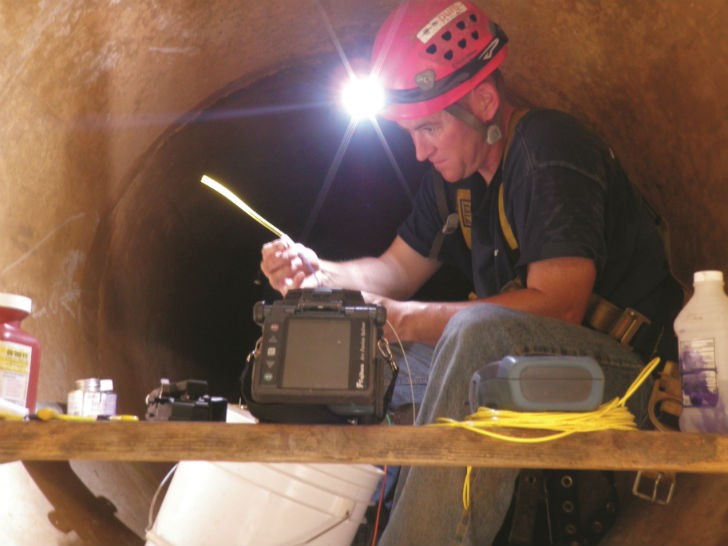 Lake Huron acoustic fibre-optic monitoring project the largest of its kind in Canada Lake Huron acoustic fibre-optic monitoring project the largest of its kind in Canada