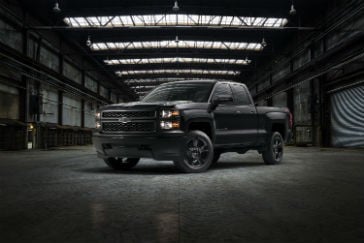 Chevrolet is adding a Black Out package for regular- and double-cab 2015 Silverado 1500 WT models. It includes 20-inch black painted aluminum wheels, P275/55R20 all-season blackwall tires, deep tinted glass and black bowties.