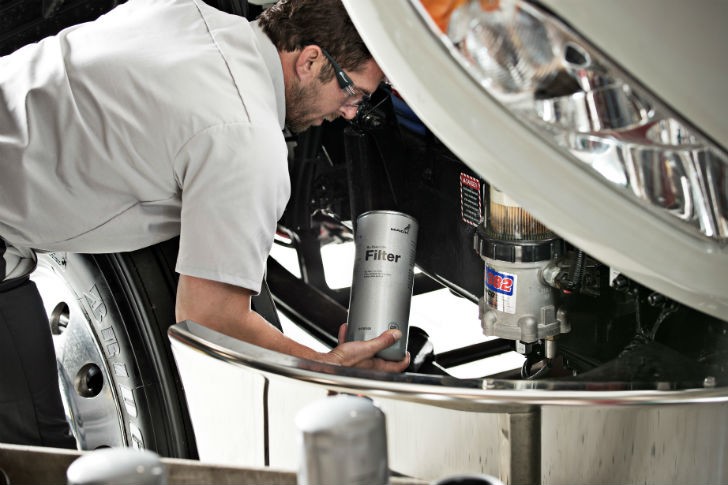 Mack Lowers Customers’ Maintenance Costs with Extended Service Intervals