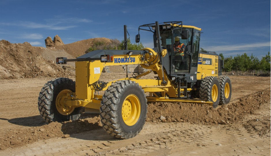 Komatsu grader