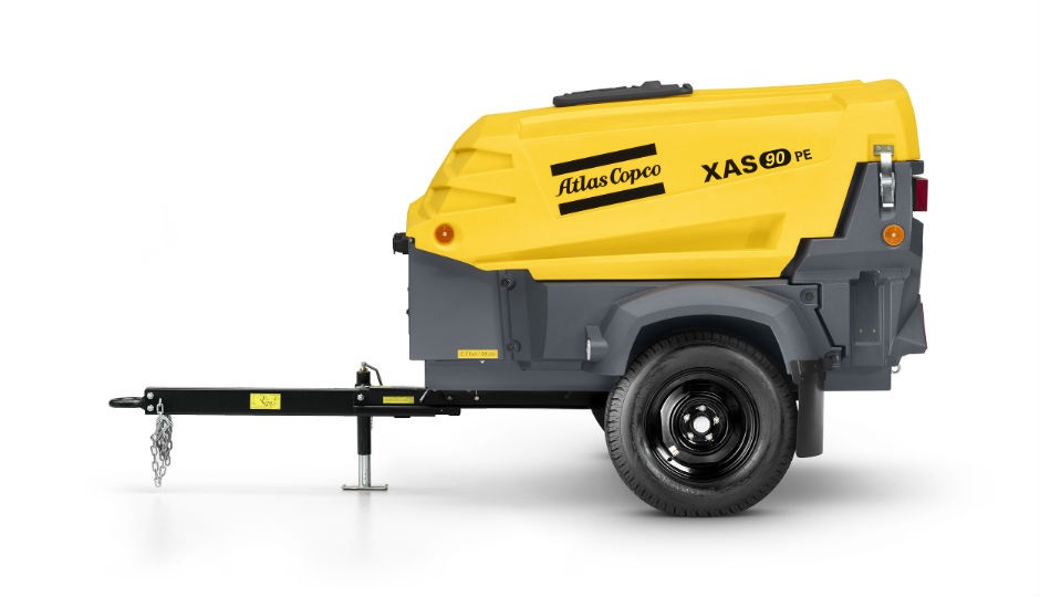 Atlas Copco’s 1,165-pound XAS 90 air compressor can be towed with a small car due to its relatively lightweight and small footprint. It features Atlas Copco’s exclusive Hard Hat™ canopy, which withstands harsh worksite conditions and corrosion.