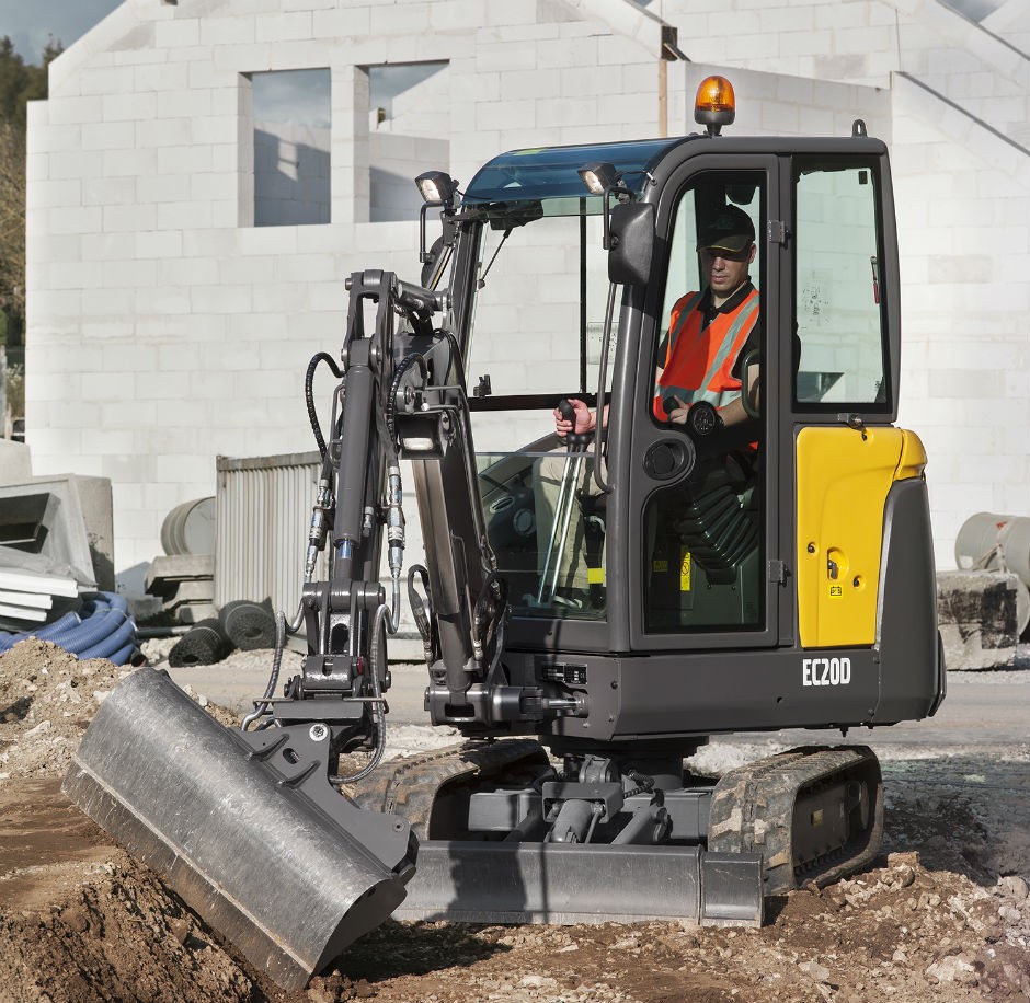 Volvo Launches New D-Series Compact Excavator 