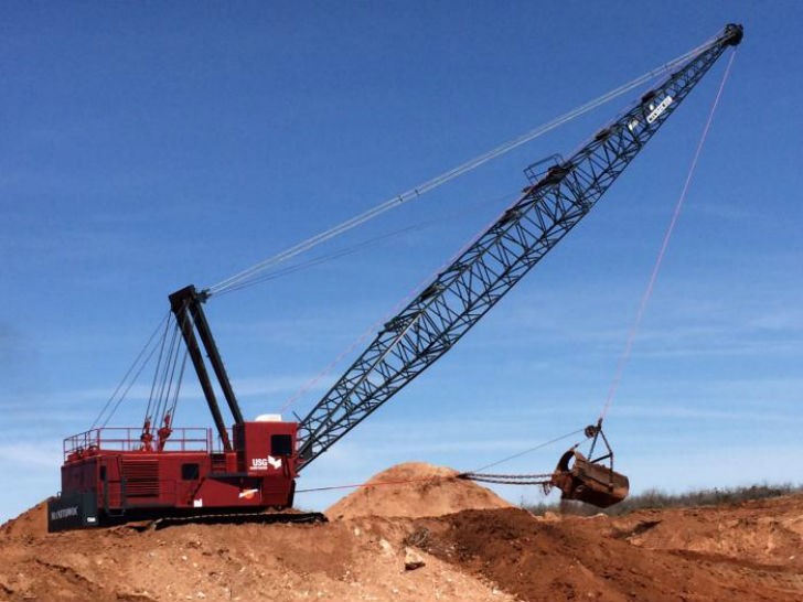 H&E Remanufactures Manitowoc 4600 Dragline for a Second Life