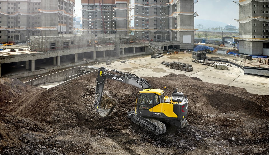 New Volvo EC140E Excavator: Improved Fuel Efficiency and Controllability
