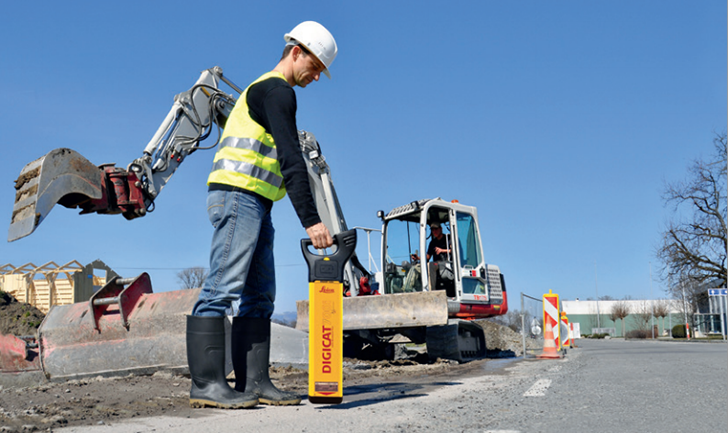Leica Geosystems Inc. - Digicat 700i Utility Locators Leica Geosystems Inc. - Digicat 700i Utility Locators